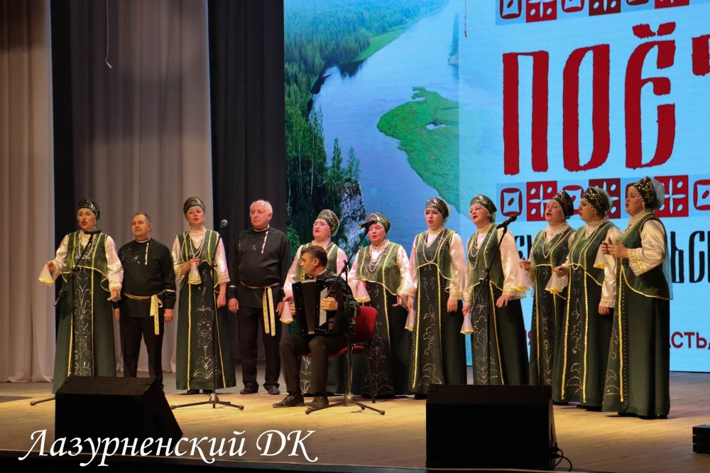 Как «Поёт Земля Уральская» показали красноармейские вокальные коллективы
